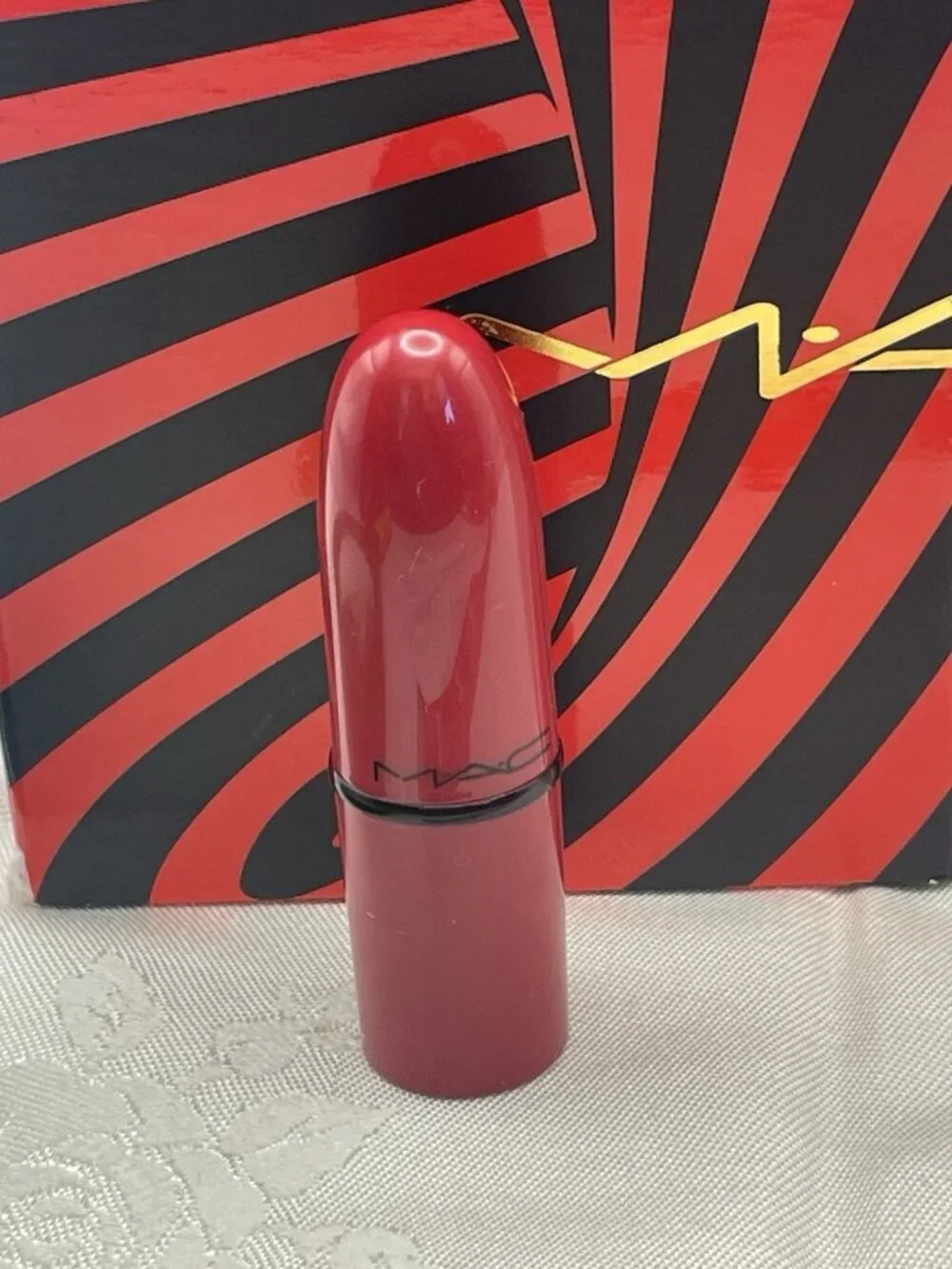 MAC Mini Lipstick All Fired Up Retro Matte Bright Travel NEW WITHOUT BOX